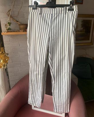 Pantaloni estivi