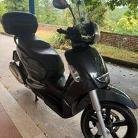 Scarabeo 300