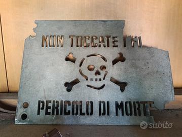 cartello di pericolo