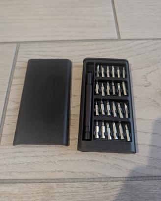 set cacciaviti di precisione con inserti