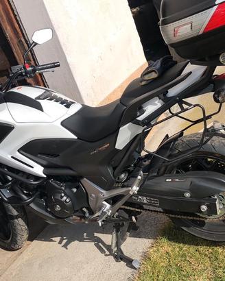 Honda NC750X 2014 – 41.000 km – Accessoriata – ABS