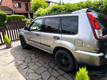 Nissan X-trail 2.0 140cv 4x4 Asi Gpl