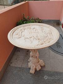 Tavolino in resina antica 