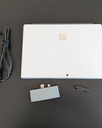 Microsoft Surface Pro 6 i5/8GB/256GB SSD - Windows
