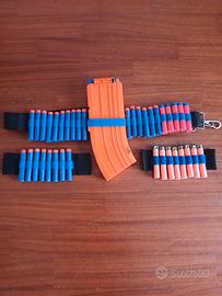 set porta munizioni nerf+dardi di diverso tipo 