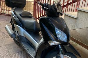 Scooter YAMAHA Xcity 250