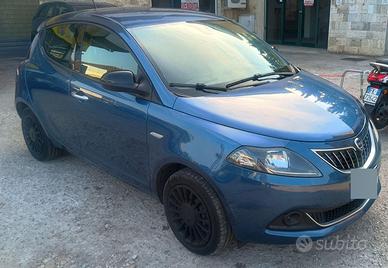 Lancia Y Hybrid - POSSIBILITA' RENT TO BUY
