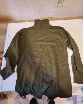 Maglietta militare collo alto nuova