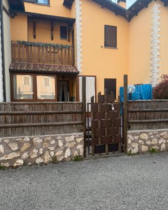 Villino a schiera rocca di mezzo