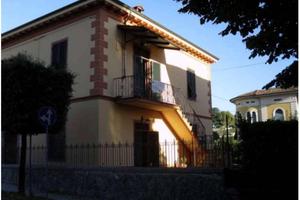 Villa di 150 m² con più di 5 locali a Barga