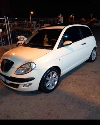 Lancia Y 1300 multi jet 2005