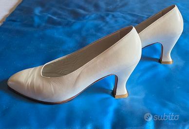 Scarpe décolleté pelle avorio tacco medio