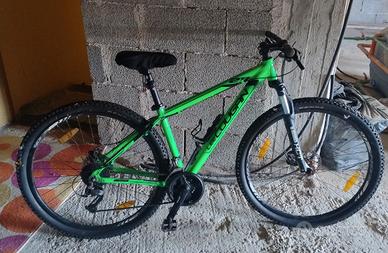 bicicletta MTB 