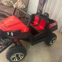 Macchina jeep elettrica