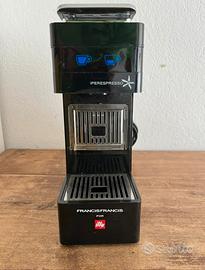 macchina caffè Illy