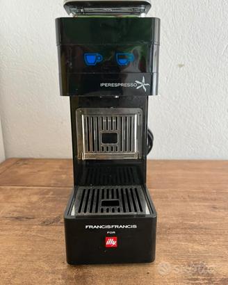 macchina caffè Illy