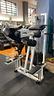 standing-gluteus-technogym-isotonic