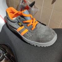 Scarpe antinfortunistiche