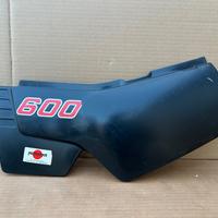 Fianchetto Carena Sinistra Yamaha XT 600 1984 >