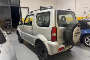 Suzuki Jimny 1.3i 16V cat 4WD JLX Special 07/2002