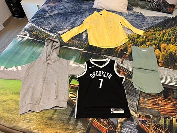 Vestiti di marca per bambino