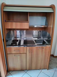 Cucina monoblocco 126 cm con cappa e piano induzio