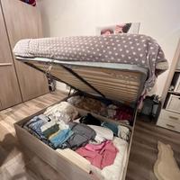 Camera da letto completa