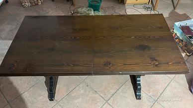 Tavolo Legno Allungabile + coppia  panche