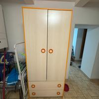 Armadio e comodino cameretta