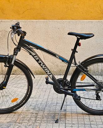 ROCKRIDER 340 Mtb 26" accessoriata, ragazzo/a