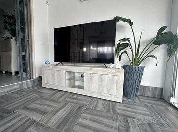 Mobile per soggiorno.