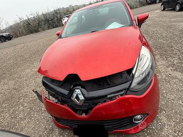RICAMBI RENAULT CLIO 1.2 BENZINA COD. MOTORE D4F74