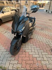 X max 300 2018
