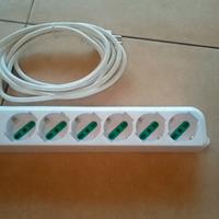 Presa multipla con interruttore.