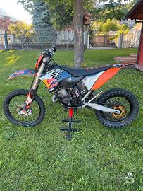 KTM EXC 125 2009 REDBULL KINI limited edition