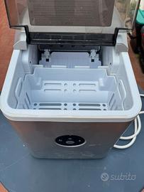 Macchina fabricaghiaccio