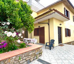 Cannicchio(Acciaroli) occupata ad agosto