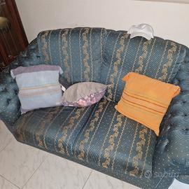 divano 2 posti