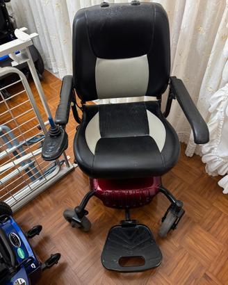 Carrozzina elettrica per disabili