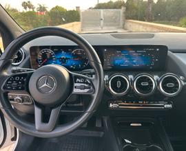 Mercedes w247