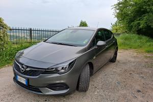 OPEL Astra 5ª serie - 2021 - praticamente nuova