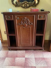 Mobile infresso in legno