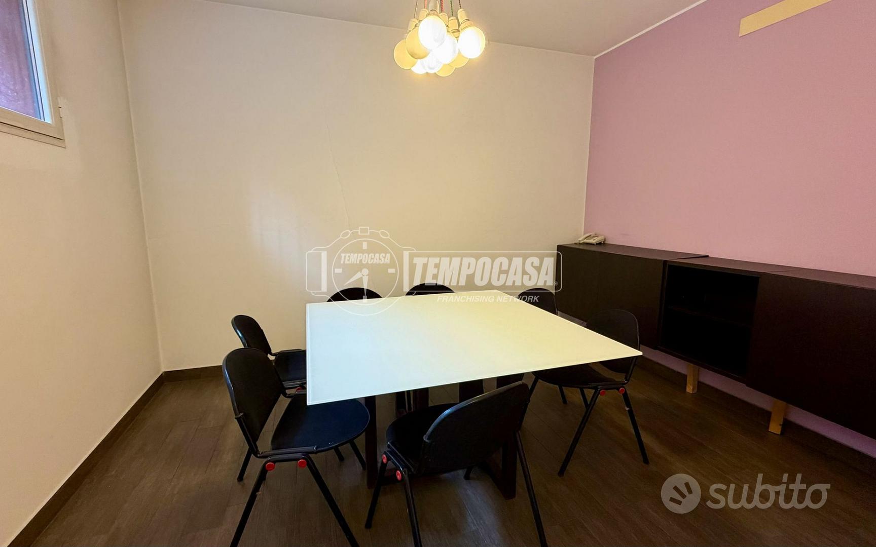 AMPIO UFFICIO - SENZA SPESE CONDOMINIALI - Vista 4