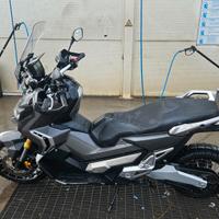 Honda X-ADV 750 2018 – 49.300 km – Tagliandata, pe
