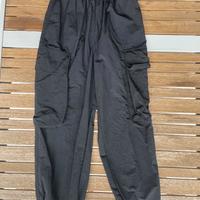 pantaloni neri Bershka