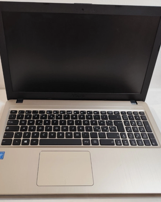Notebook ASOS F540LA-XX030T utilizzato poche volte