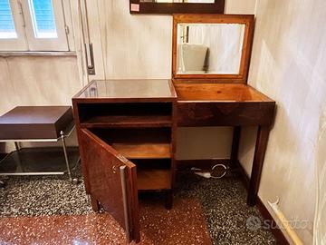 Mobile Toeletta da trucco anni 60