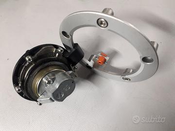 Coperchio Serbatoio Pompa Freno Anteriore LighTech Per SUZUKI GSX-8 - Foto 2