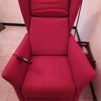 Poltrona elettrica "Chiara" con alzapersone