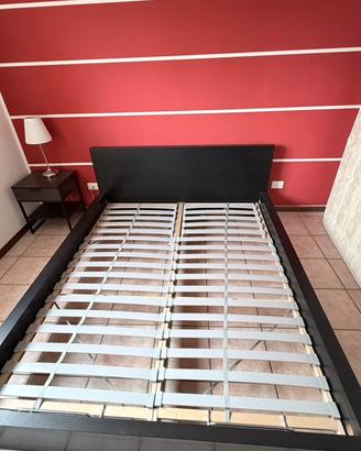 LETTO +RETi+ MOBILE+ COMODINI+ MATERASSO MATRIMONI